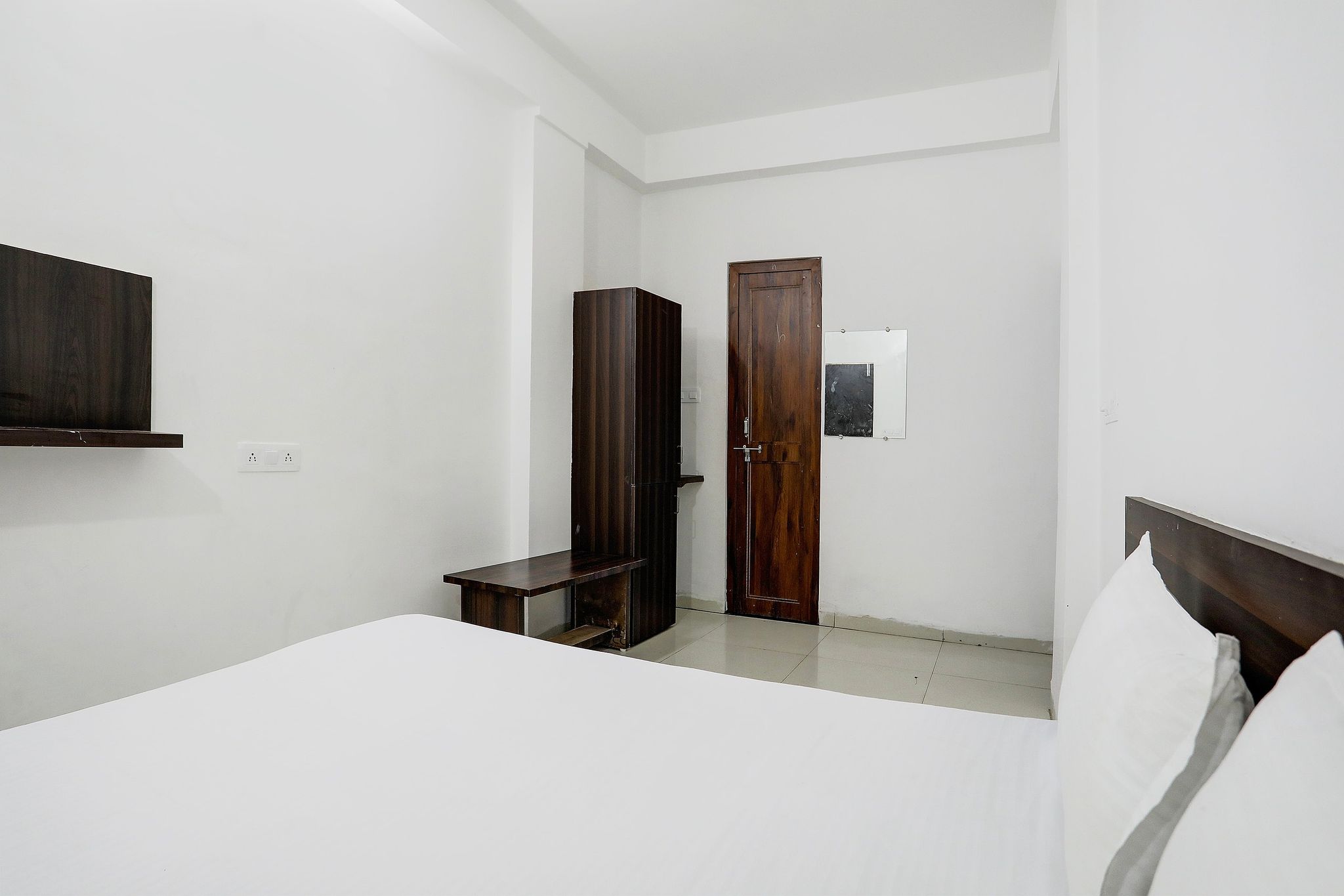 Hotel O Regal Park Classic 10