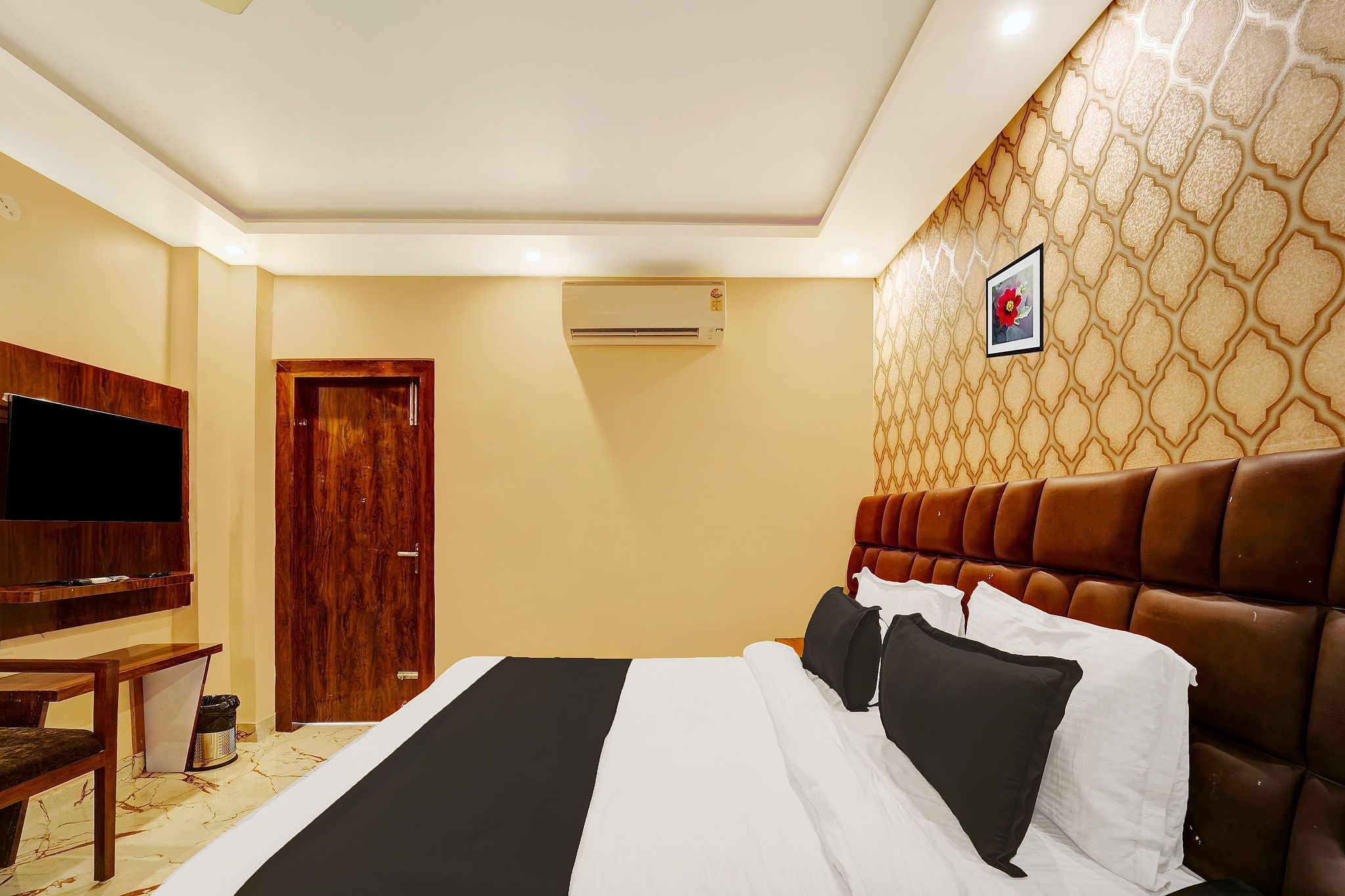 Super Townhouse OAK The Dev Regency Super Deluxe Room 10