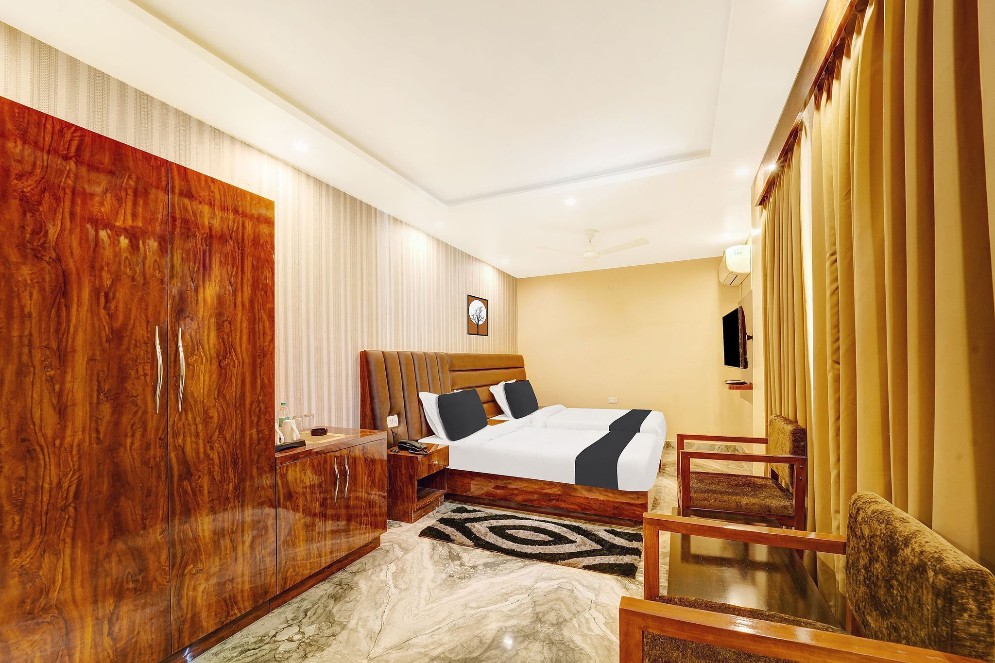 Super Townhouse OAK The Dev Regency Super Deluxe Room 9