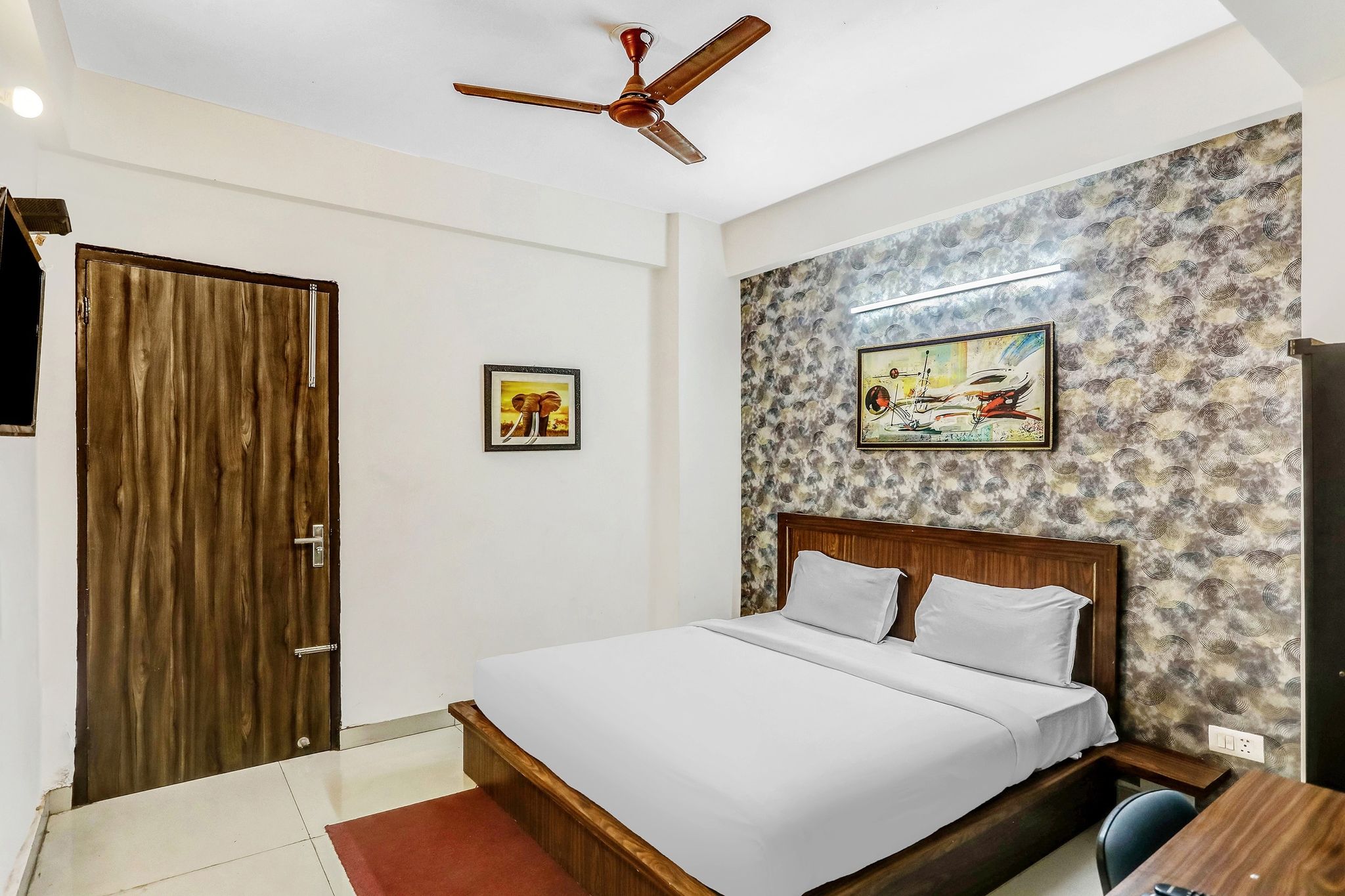 Hotel Aditya Residency sector 66 Noida Classic 17