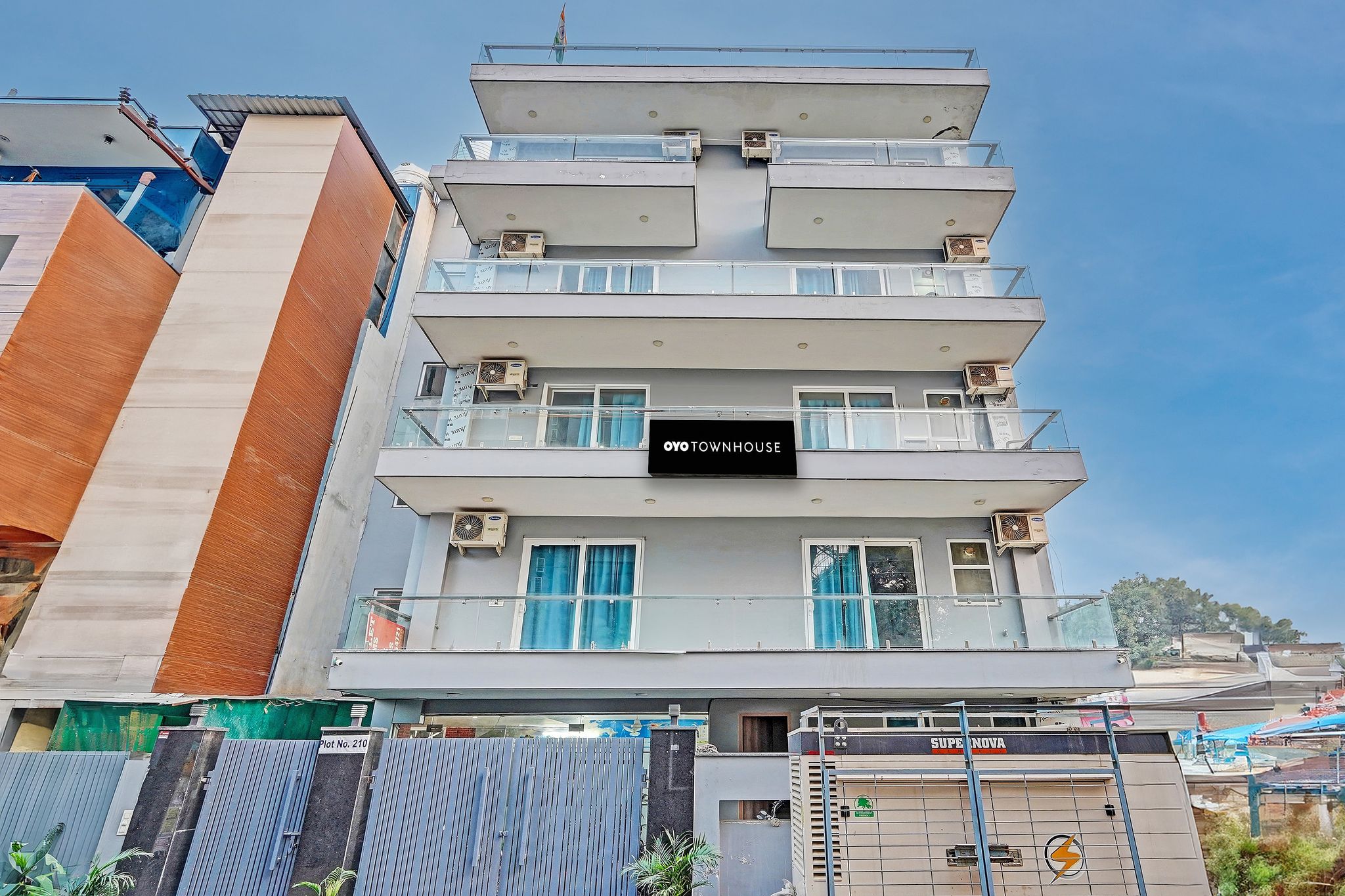 Townhouse Akshay Hotel