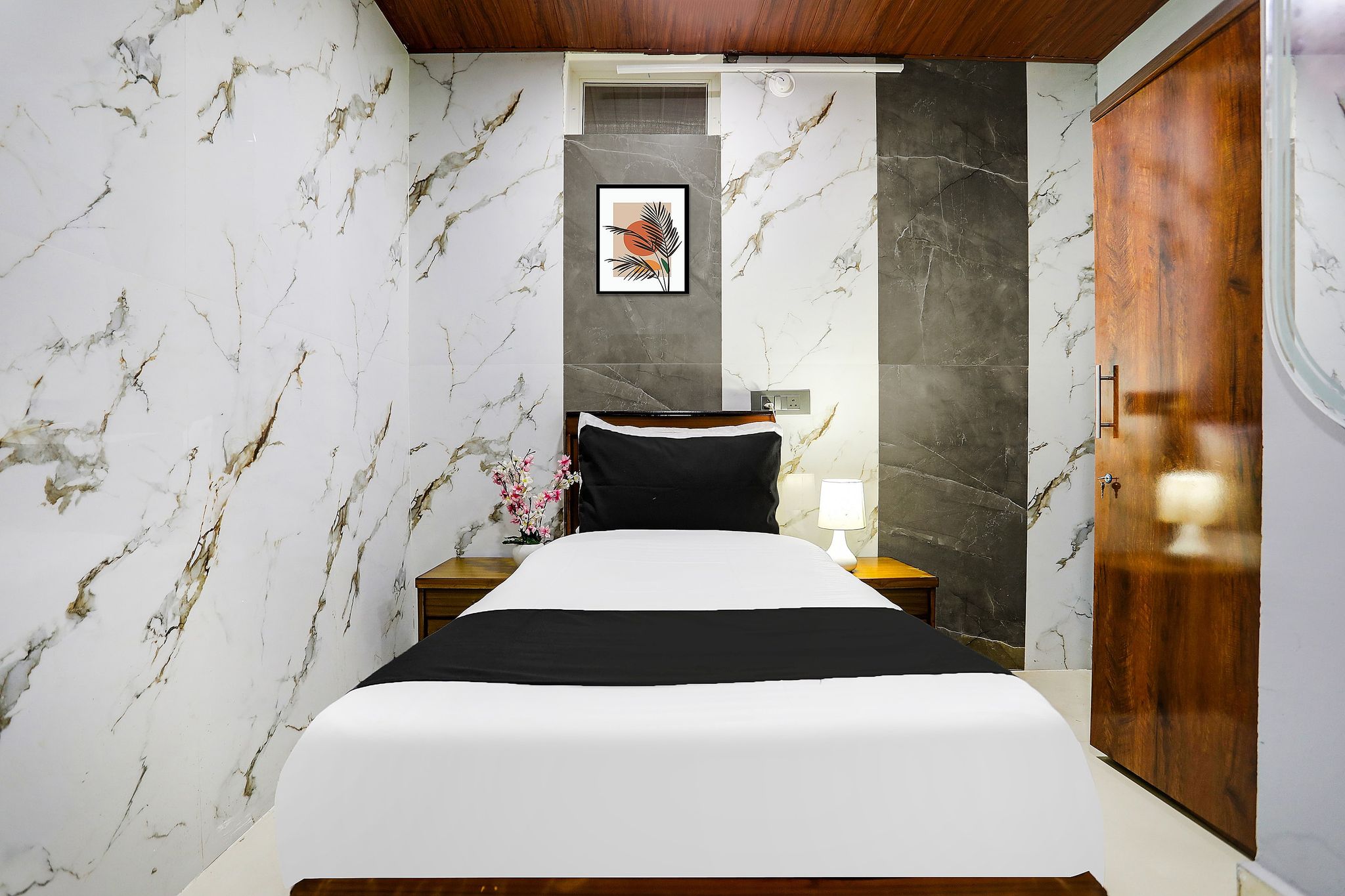 Hotel O Madhapur VIP Hills Classic 18