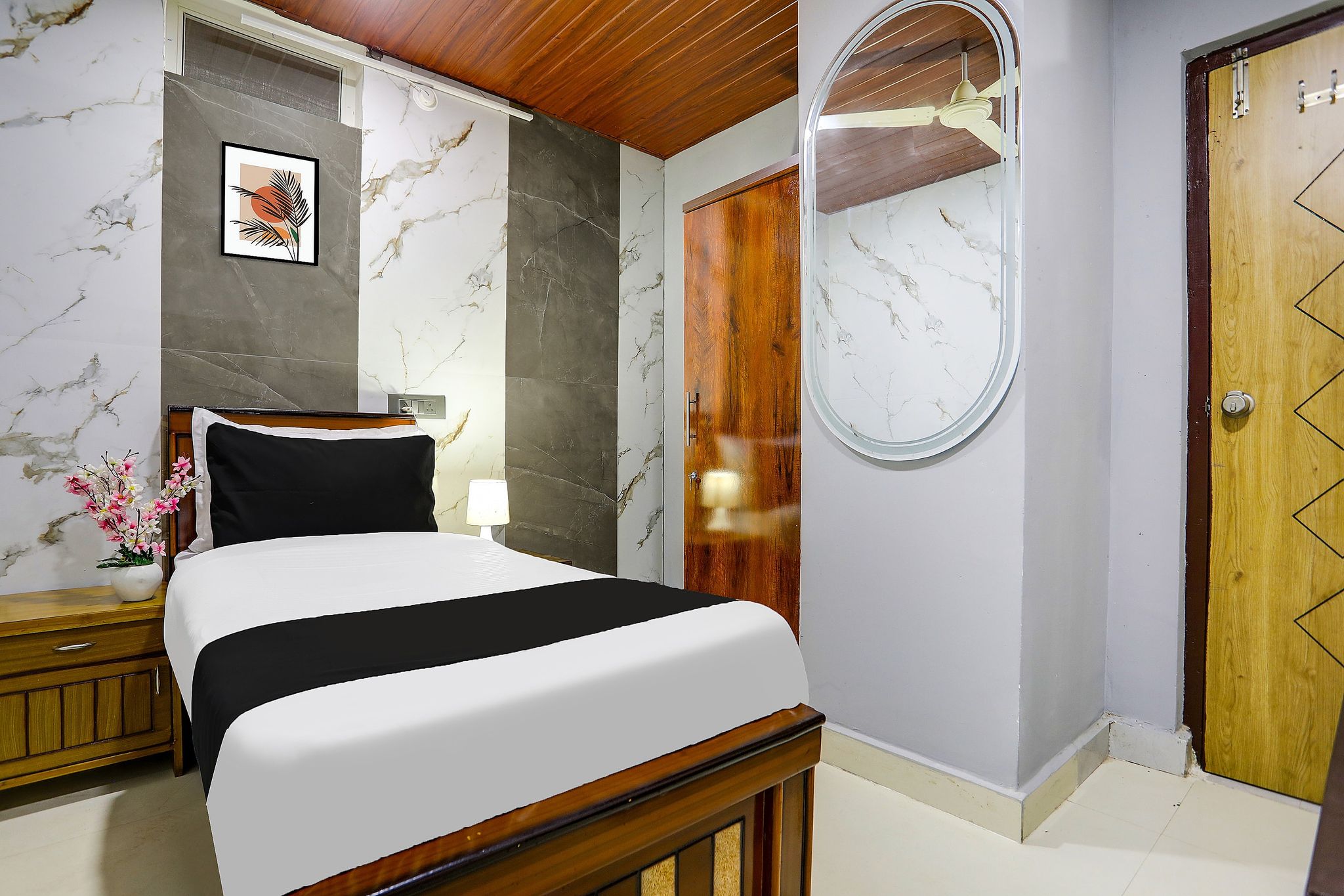 Hotel O Madhapur VIP Hills Classic 6