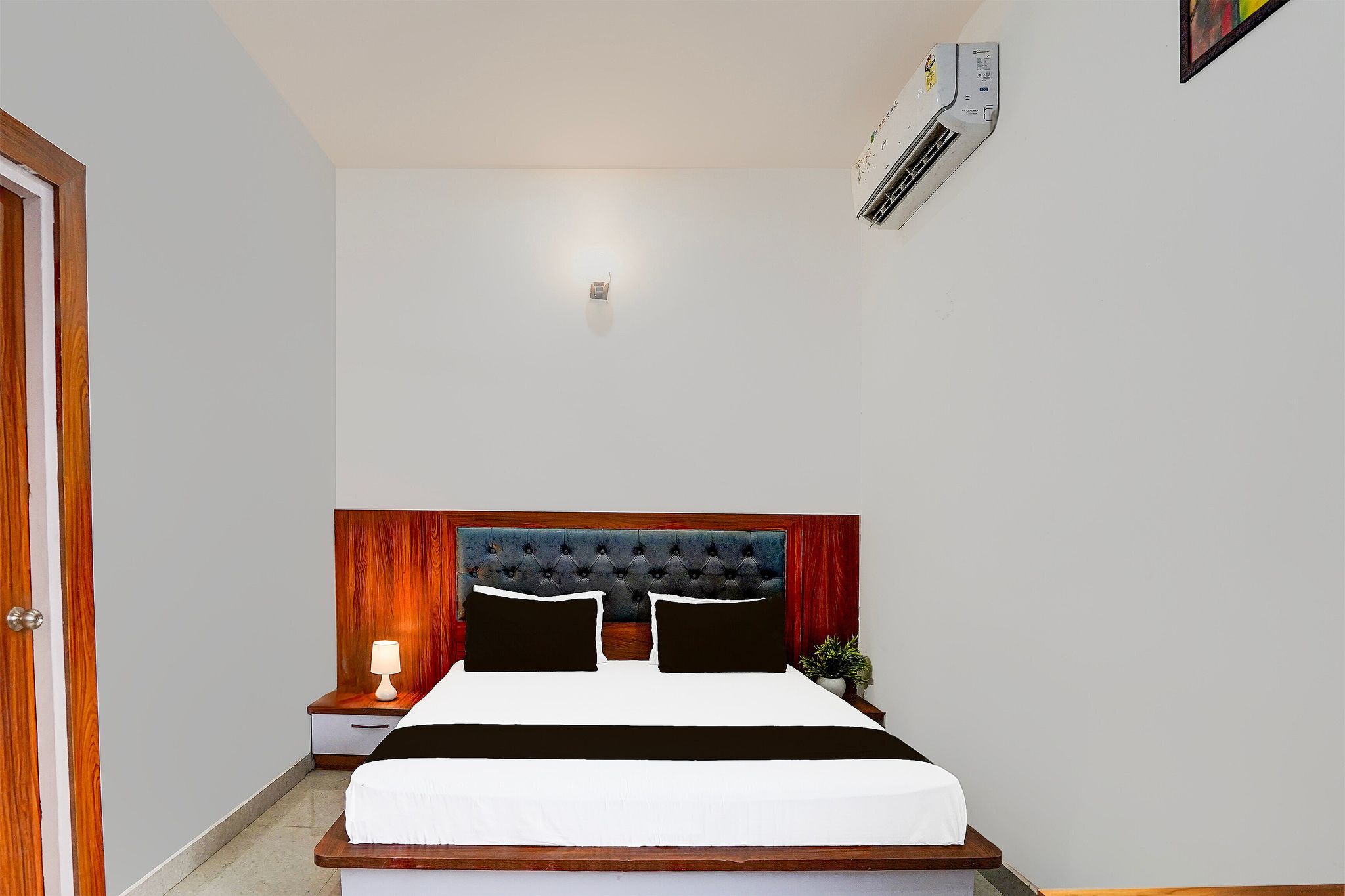 Hotel O by OYO ADVENT HOTEL Classic 3