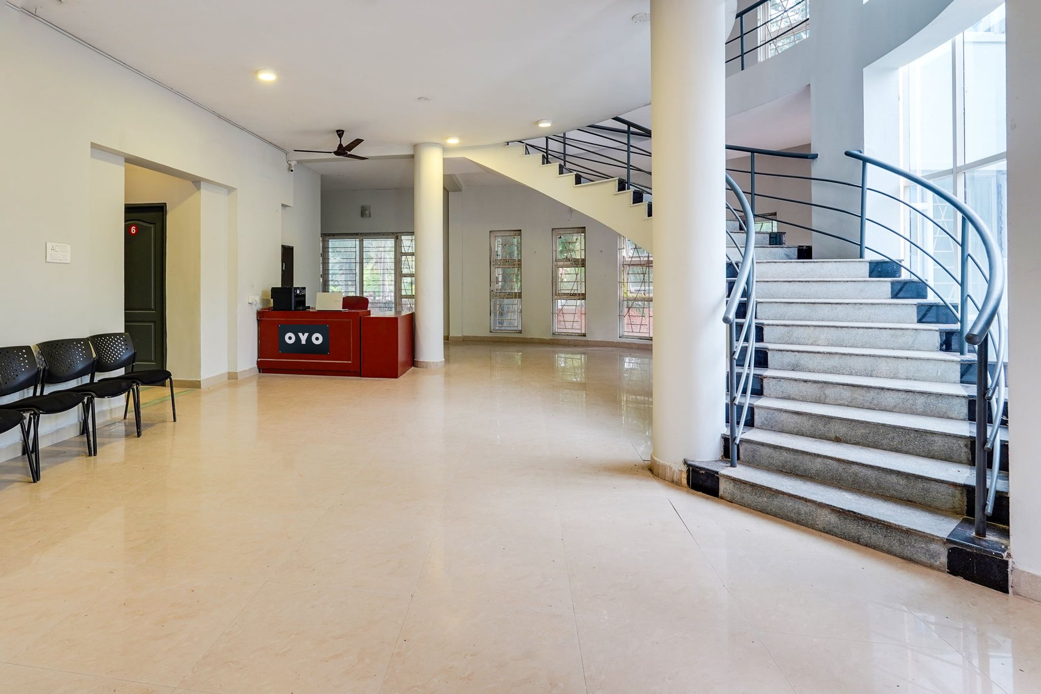Super Hotel O ECR Stays Near Nemmeli Beach Formerly GVS Homes