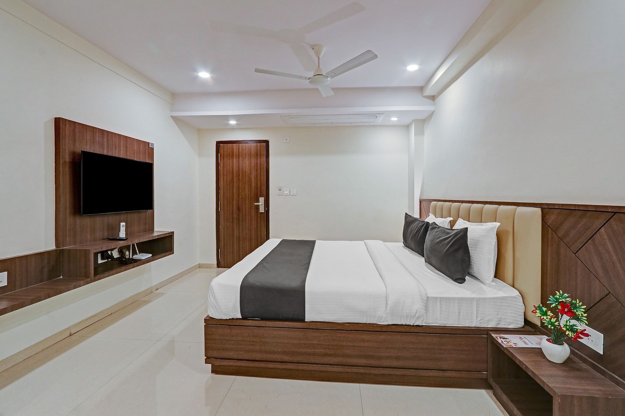 Townhouse Meghalaya Hotel - Gajuwaka Classic 28