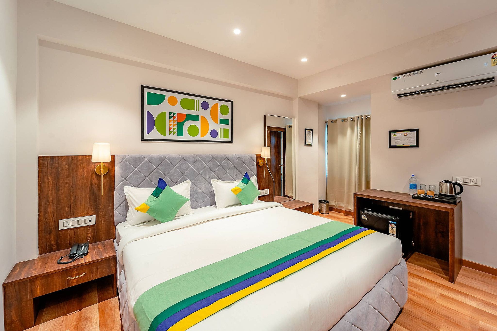 Treebo Premium Omni Residency Deluxe Room 2