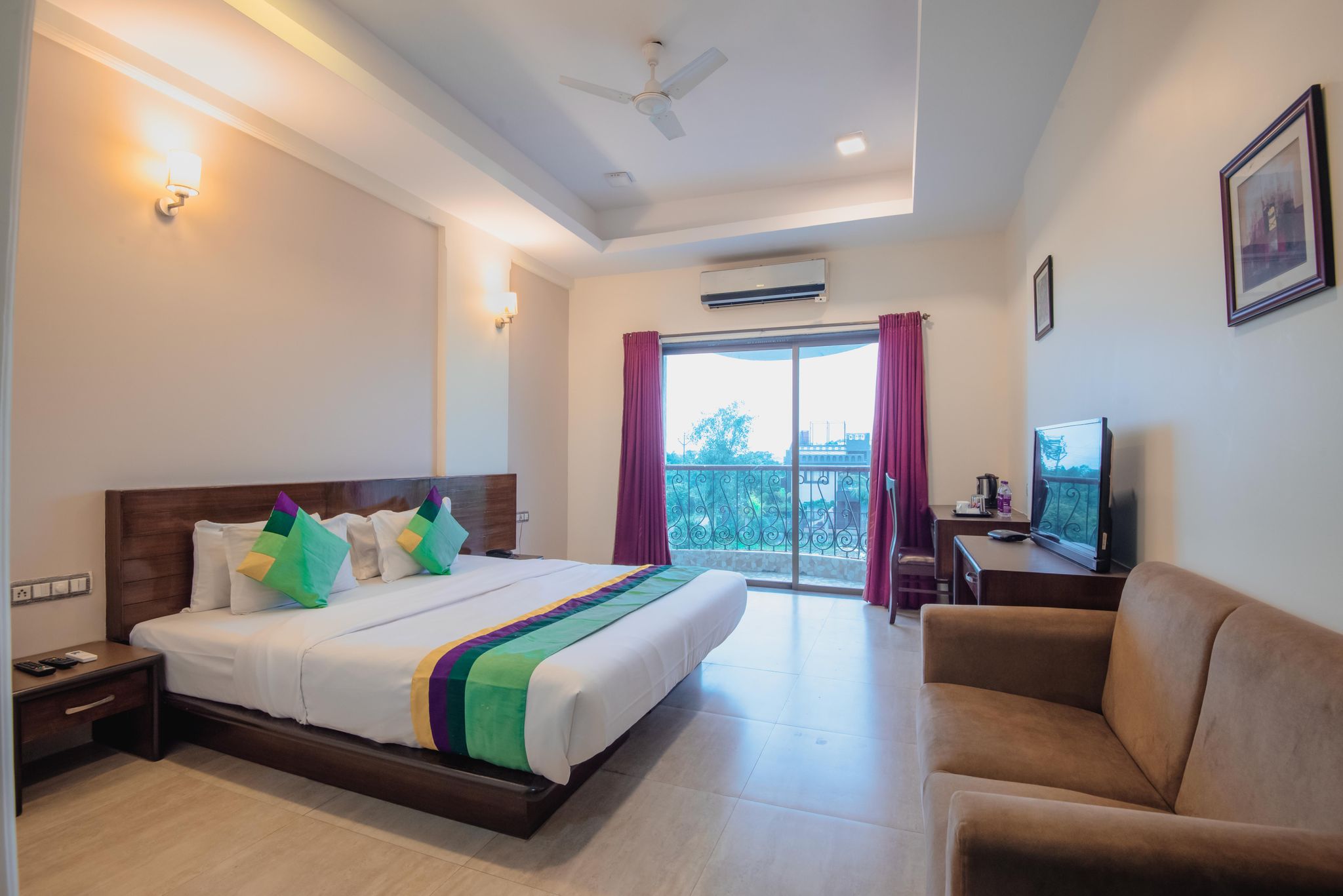 Treebo Reveniir Resort with Pool Deluxe Room