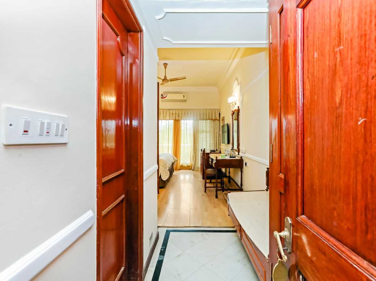 Lalitha Mahal Palace Hotel by Jungle Lodges Deluxe Room 9