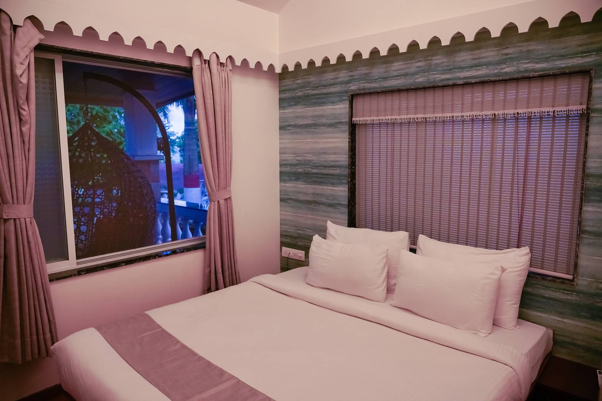 2 BH Villa with outdoor Private pool