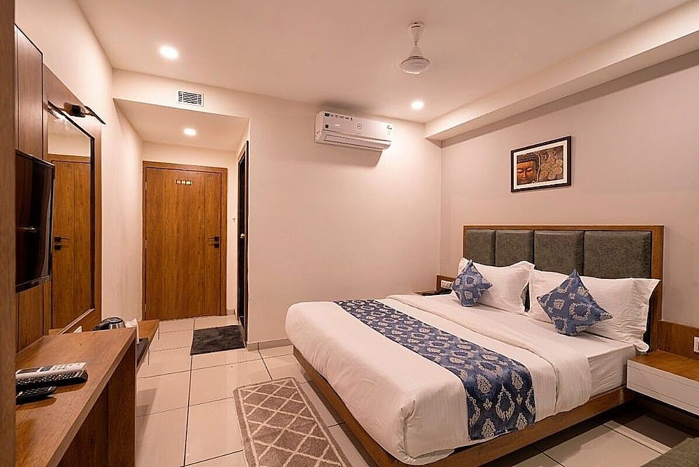 Hotel Royal Crown Superior Room 3