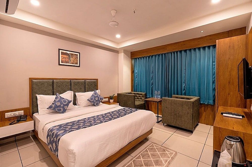 Hotel Royal Crown Superior Room 4