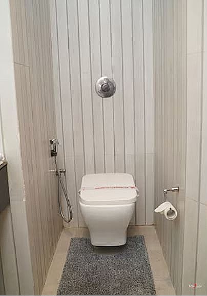 Nirulas Hotel (3 Min Walking Distance From metro Station) Standard Room 4