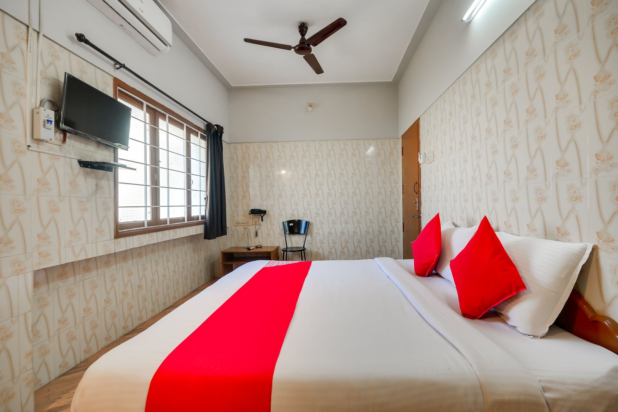 Hotel O Tiruppur Near Railway station Classic 16