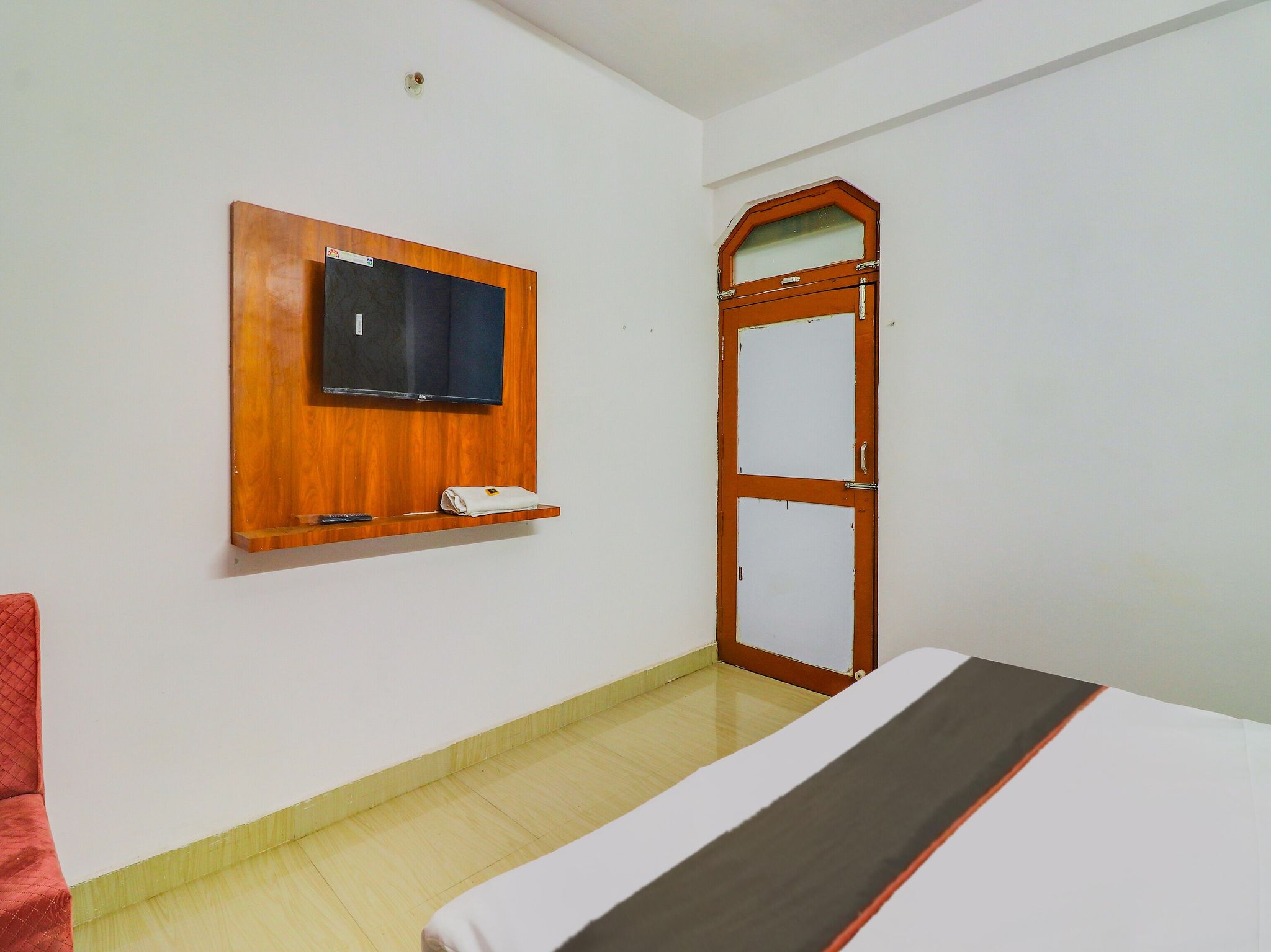 Hotel O Paras Palace Classic 17