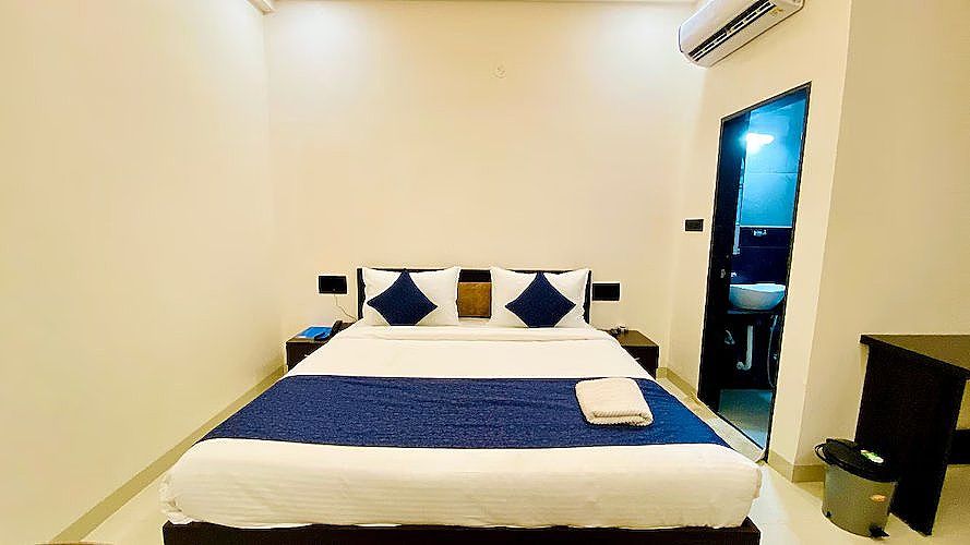 Hotel URS Palace Standard room 3