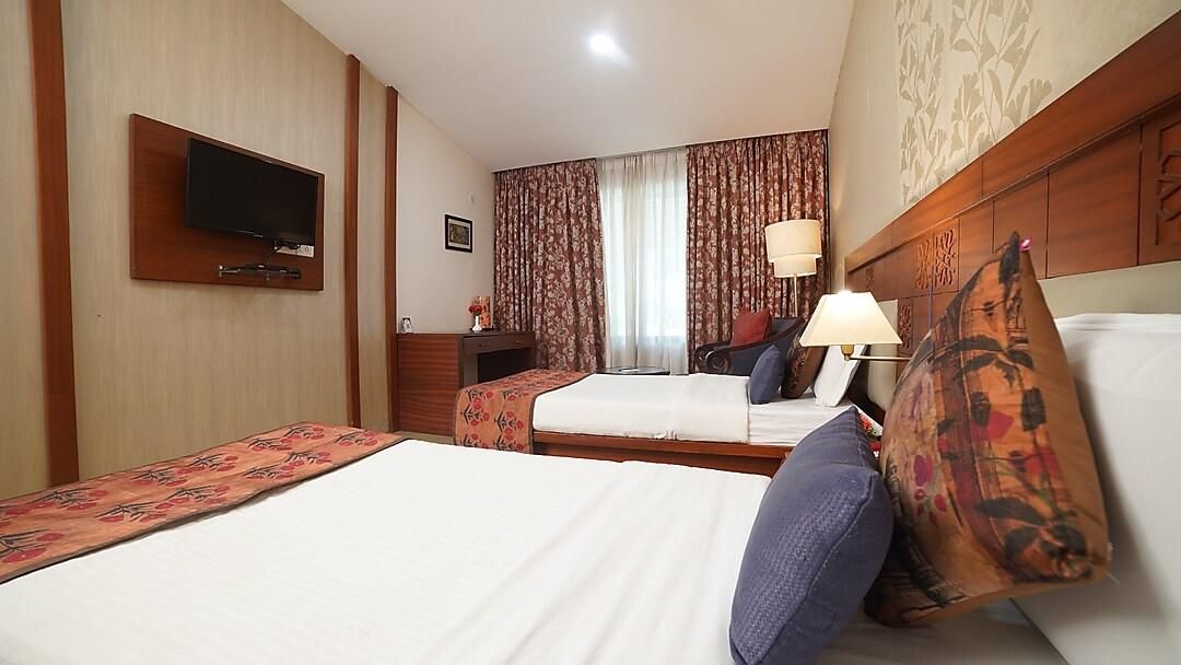 MPT Payal AC Twin Bed