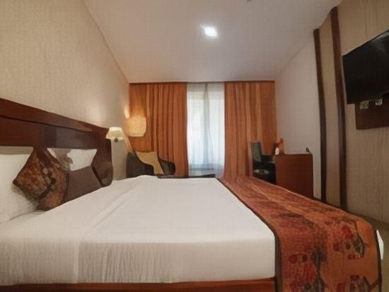 MPT Payal AC Twin Bed 2