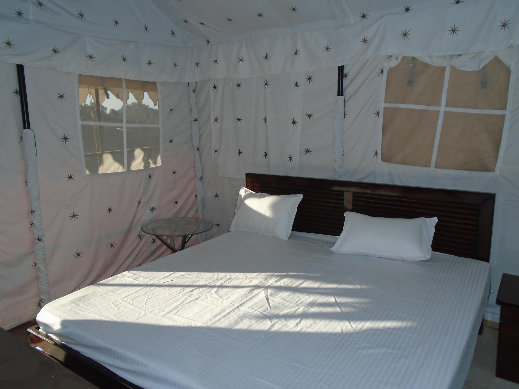 Swiss Select Queen Room