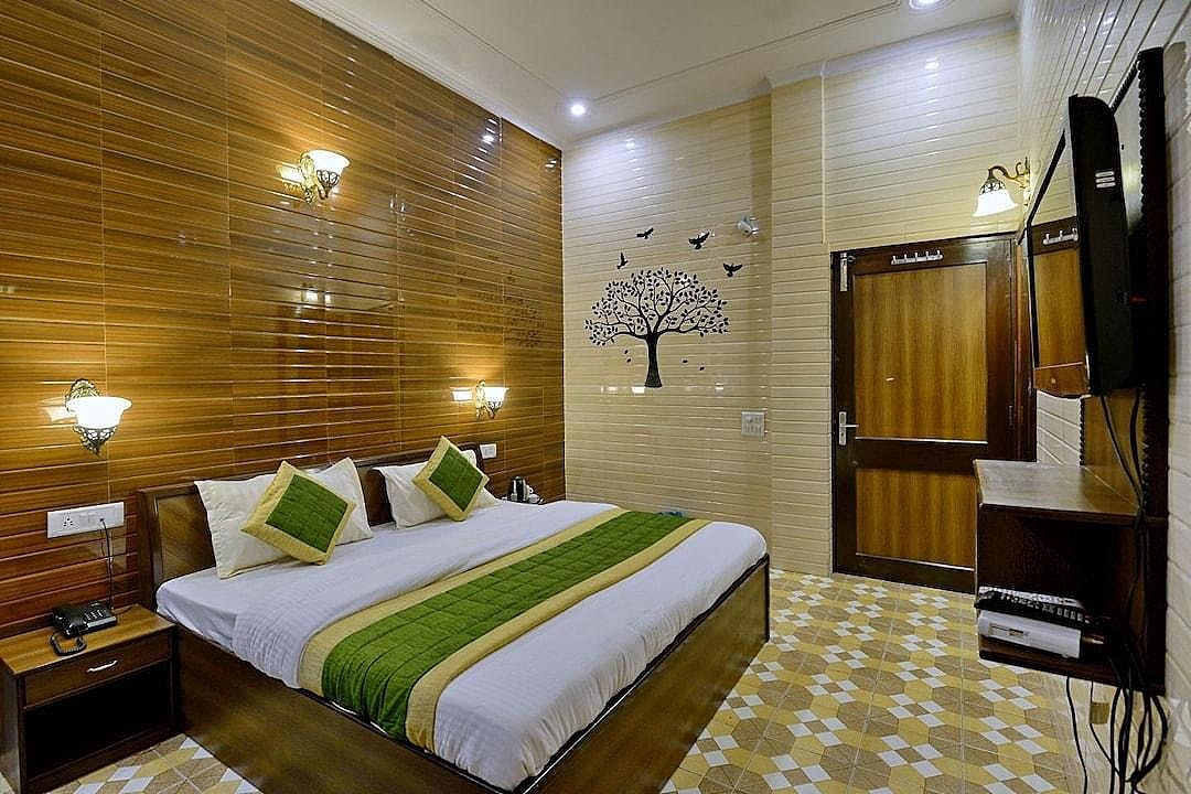 Deluxe Room(Super)