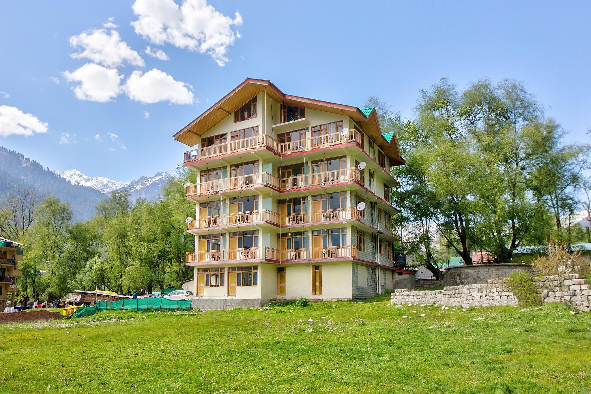 Thrill Nature Resorts 