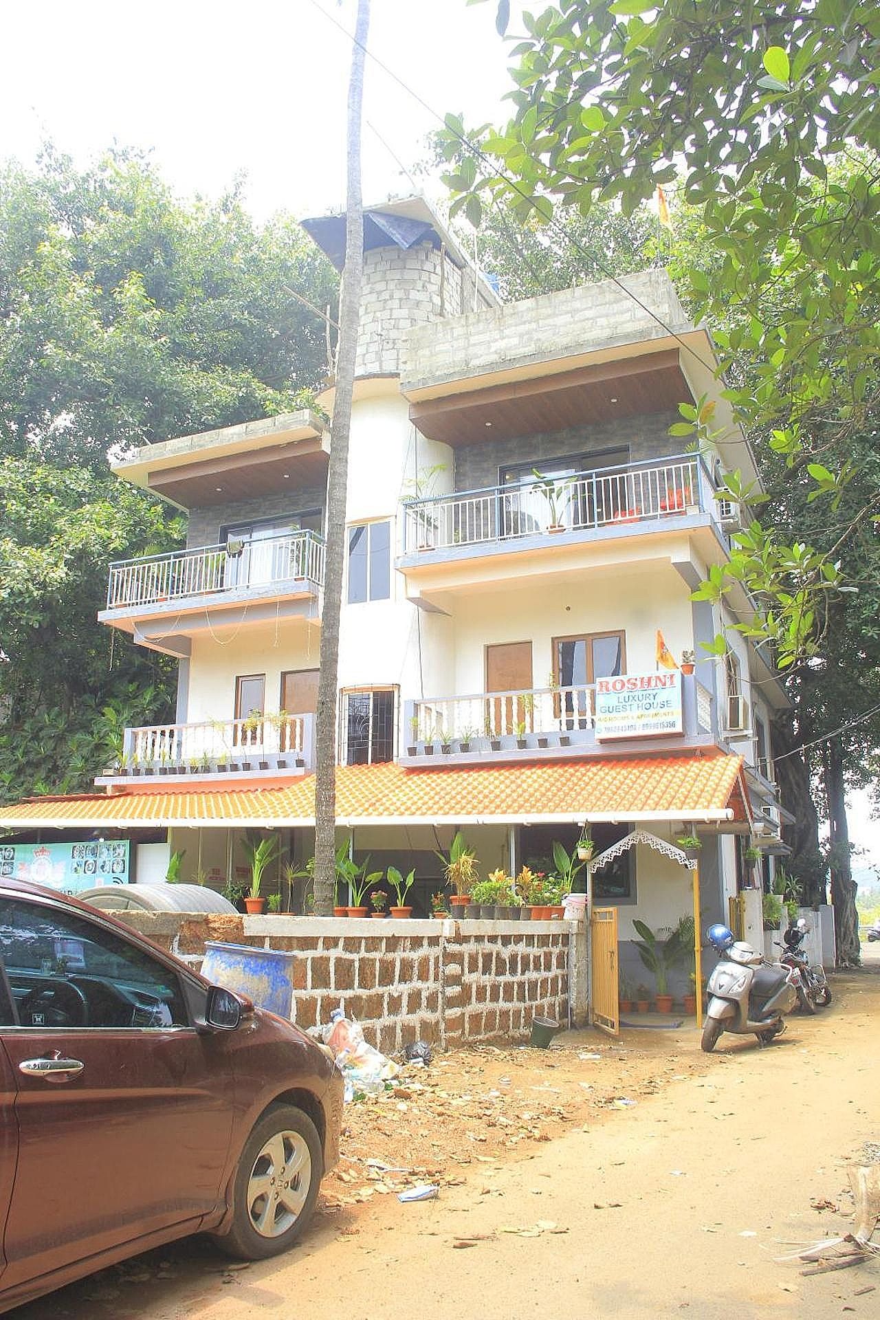 ROSHNI - THE LUXURY GUEST HOUSE
