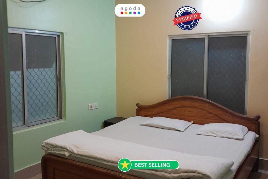 Deluxe Air Conditioning Room 