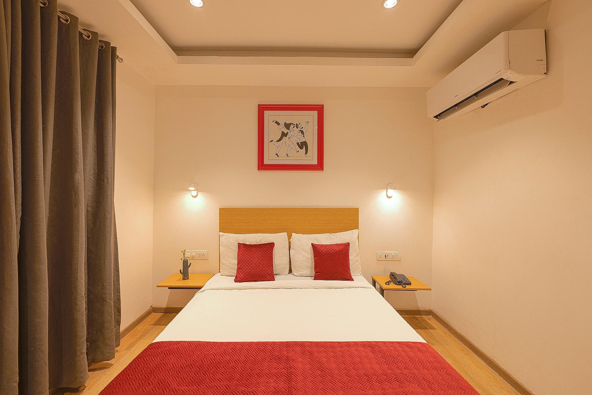 Luxury Room with Airport Pickup and Drop