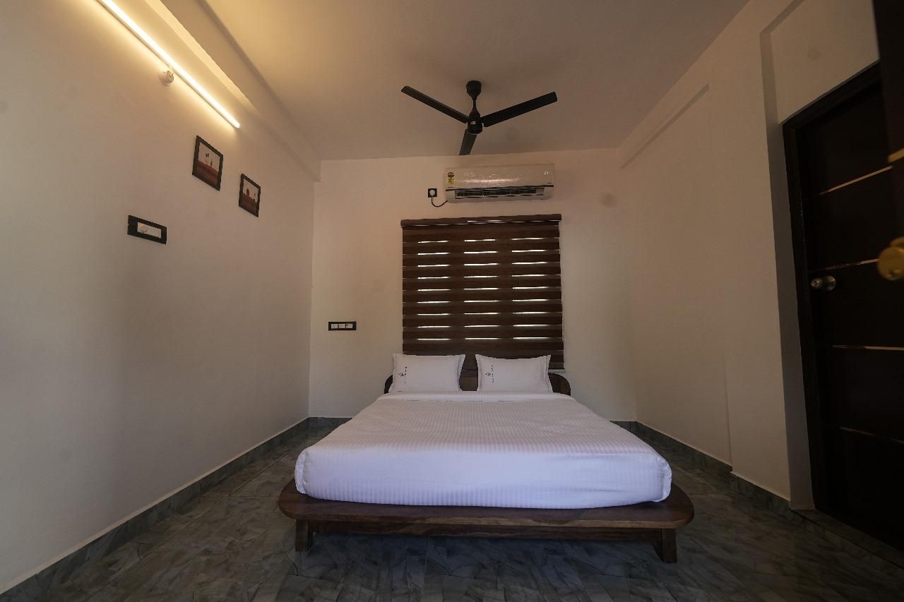 Interconnecting Family Rooms