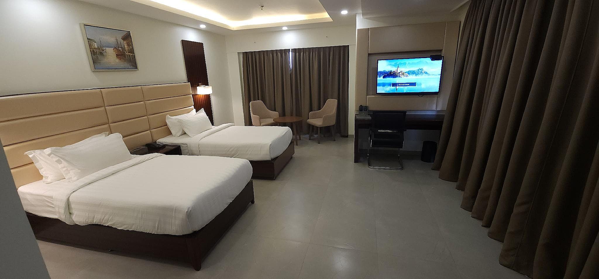 Deluxe Twin Room