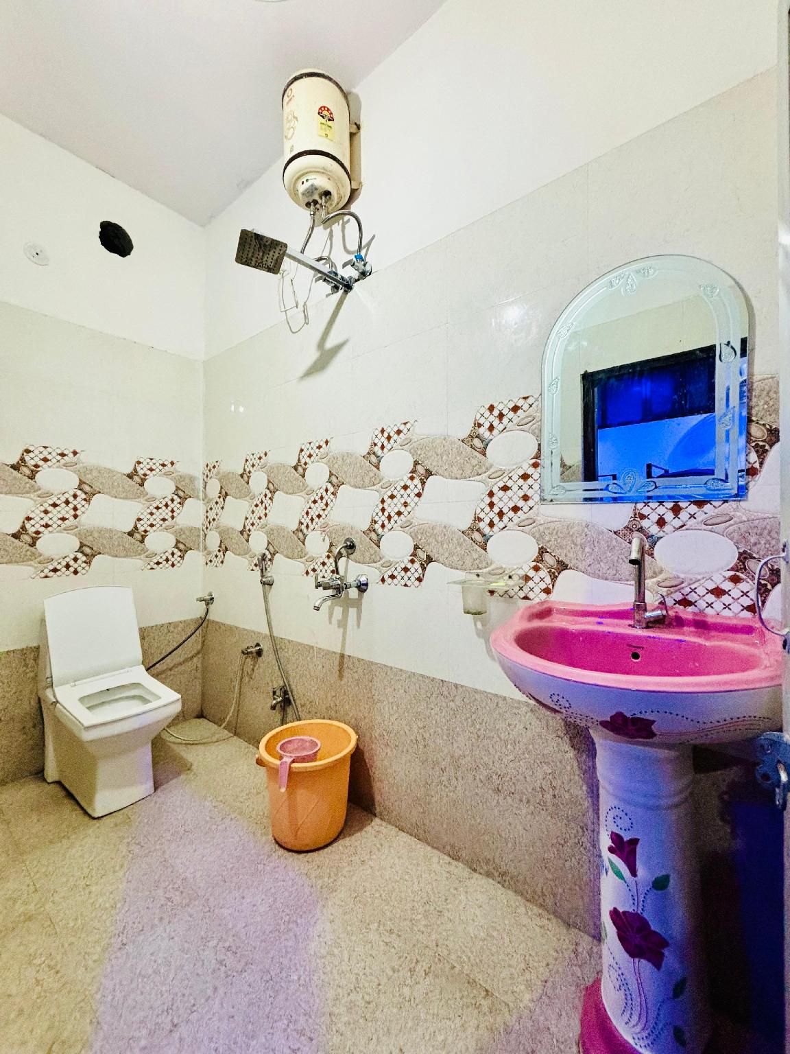 Family Suite - 5 Pax City View