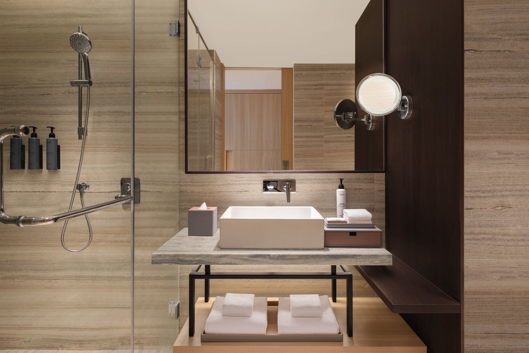 Premium King, Washroom