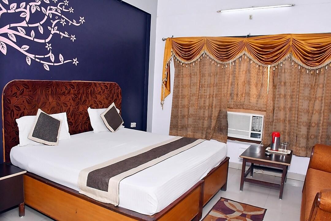 Royal Deluxe Room