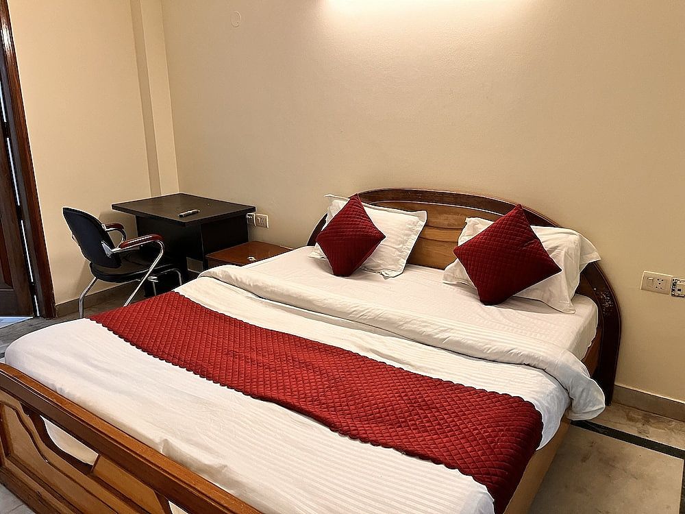 Hotel Sunshine Deluxe Double Room 18