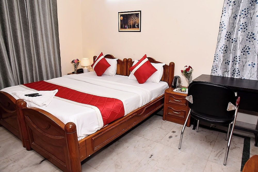 Hotel Sunshine Deluxe Double Room 16