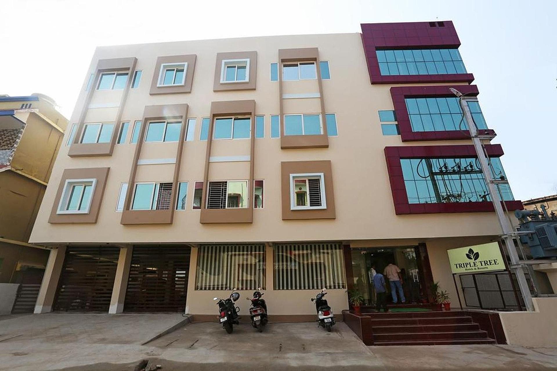 Goroomgo Hotel Tripletree Bhubaneswar 