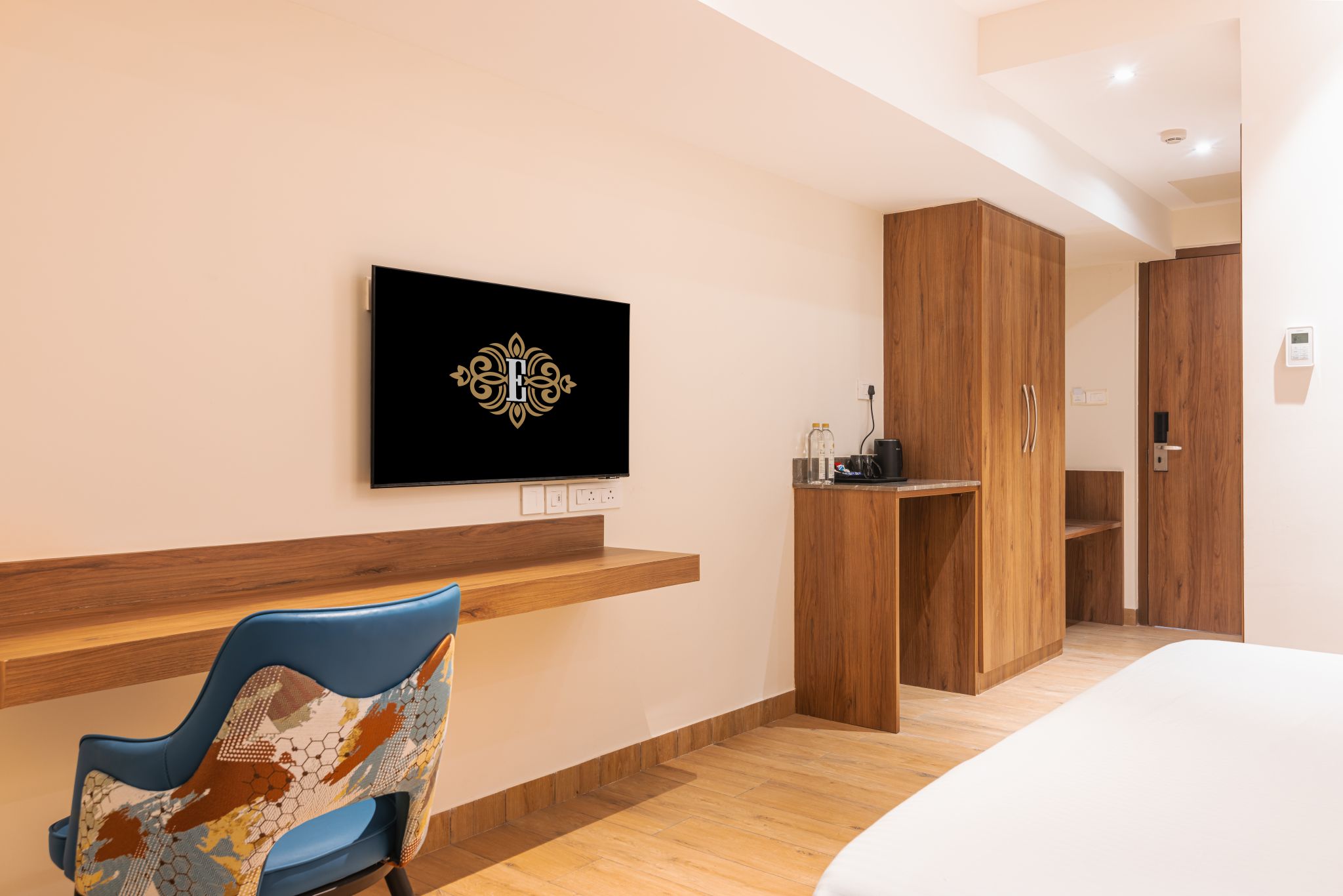  Hotel Royal Embassy Classic Room 7