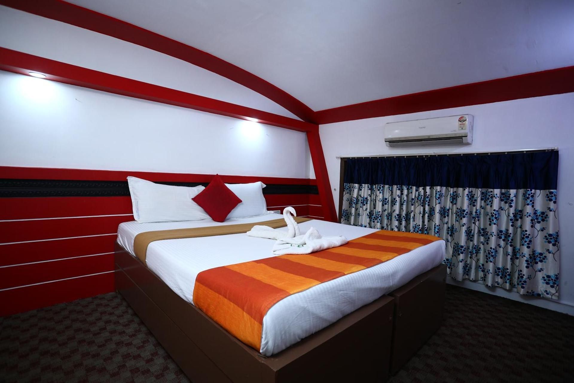 Family Suite(7 Double Beds and 4 Twin Beds)