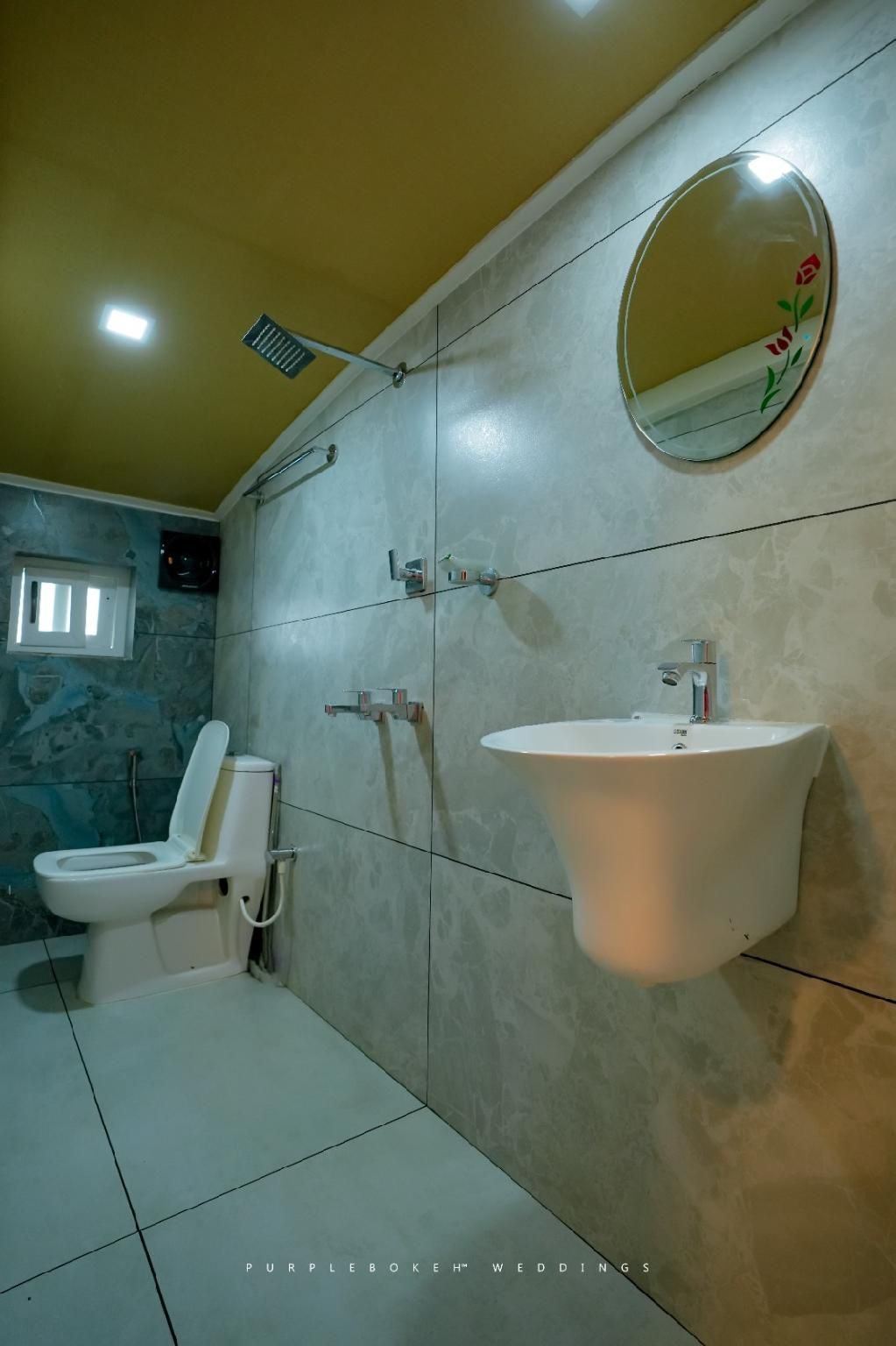  Premium Deluxe Pool Corner Double Double Room