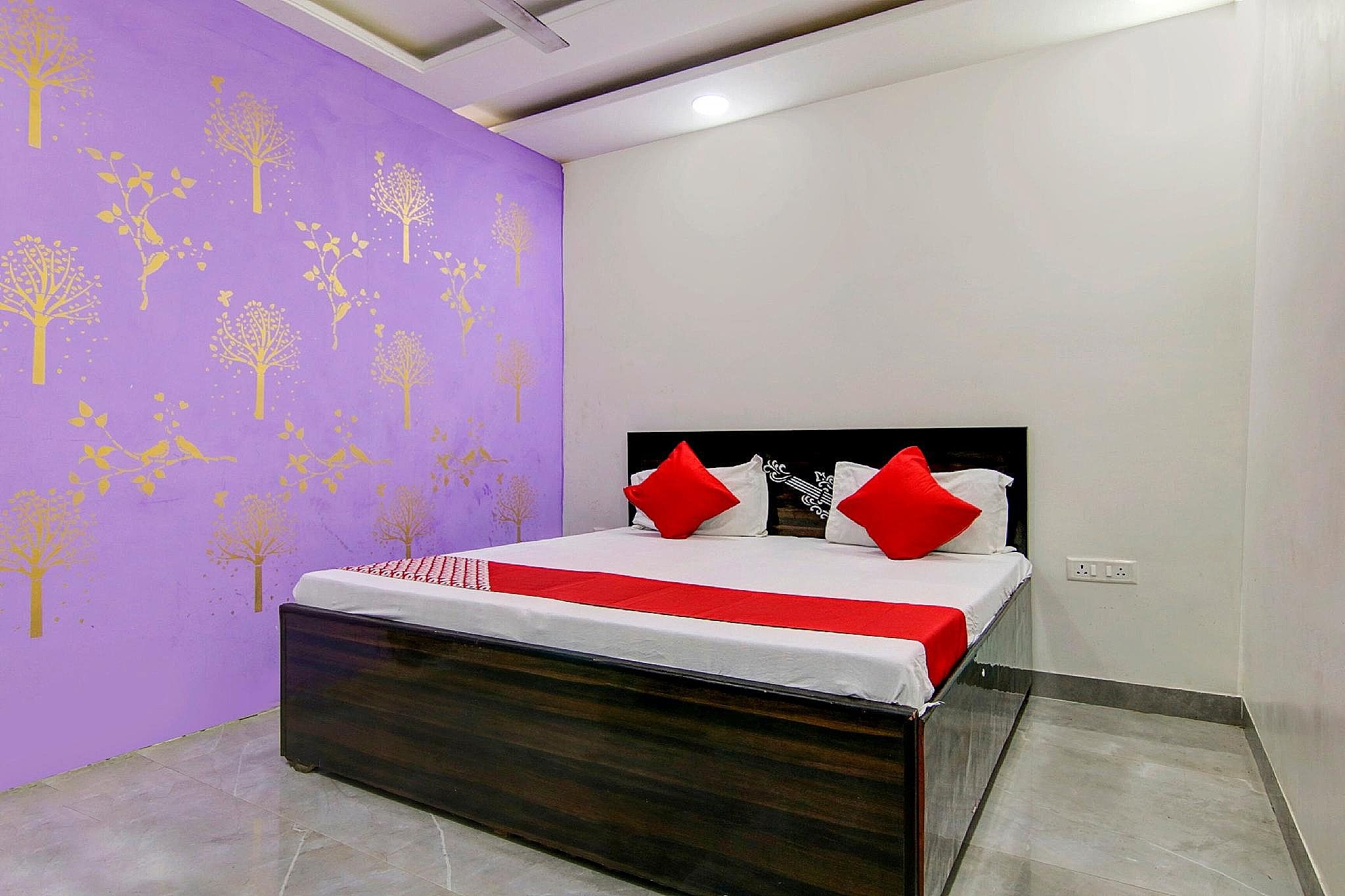 Deluxe Double or Twin