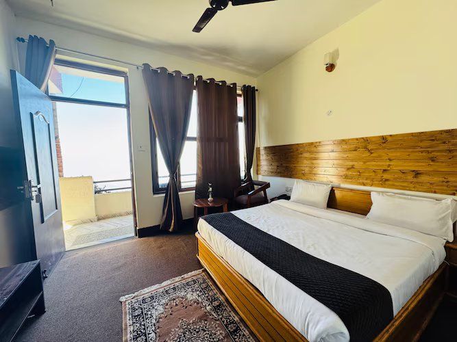 Deluxe Room with Balcony