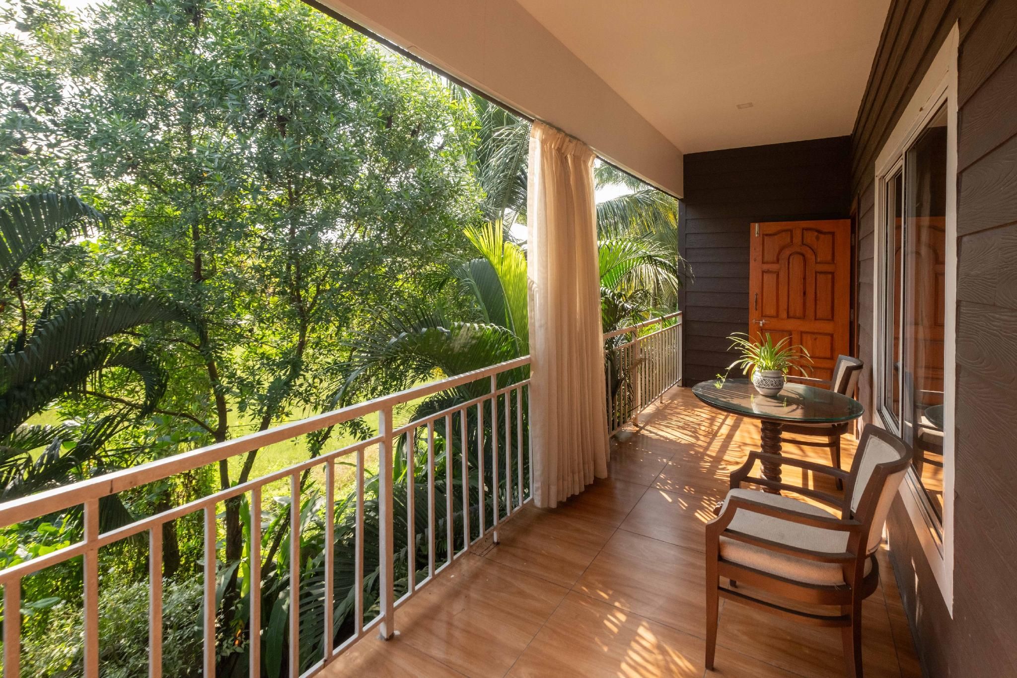 Premium Cottage Garden View