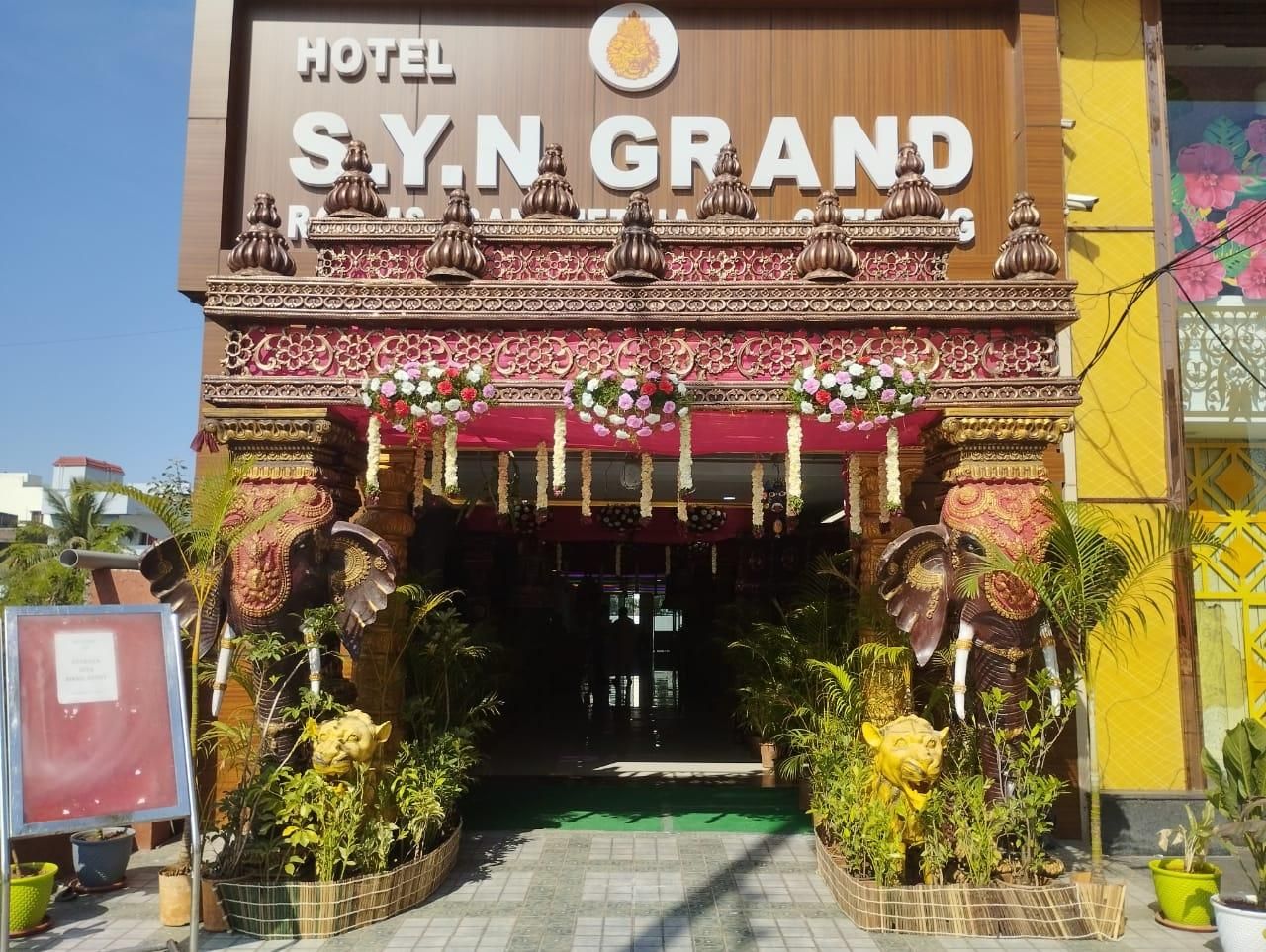 HOTEL S.Y.N GRAND