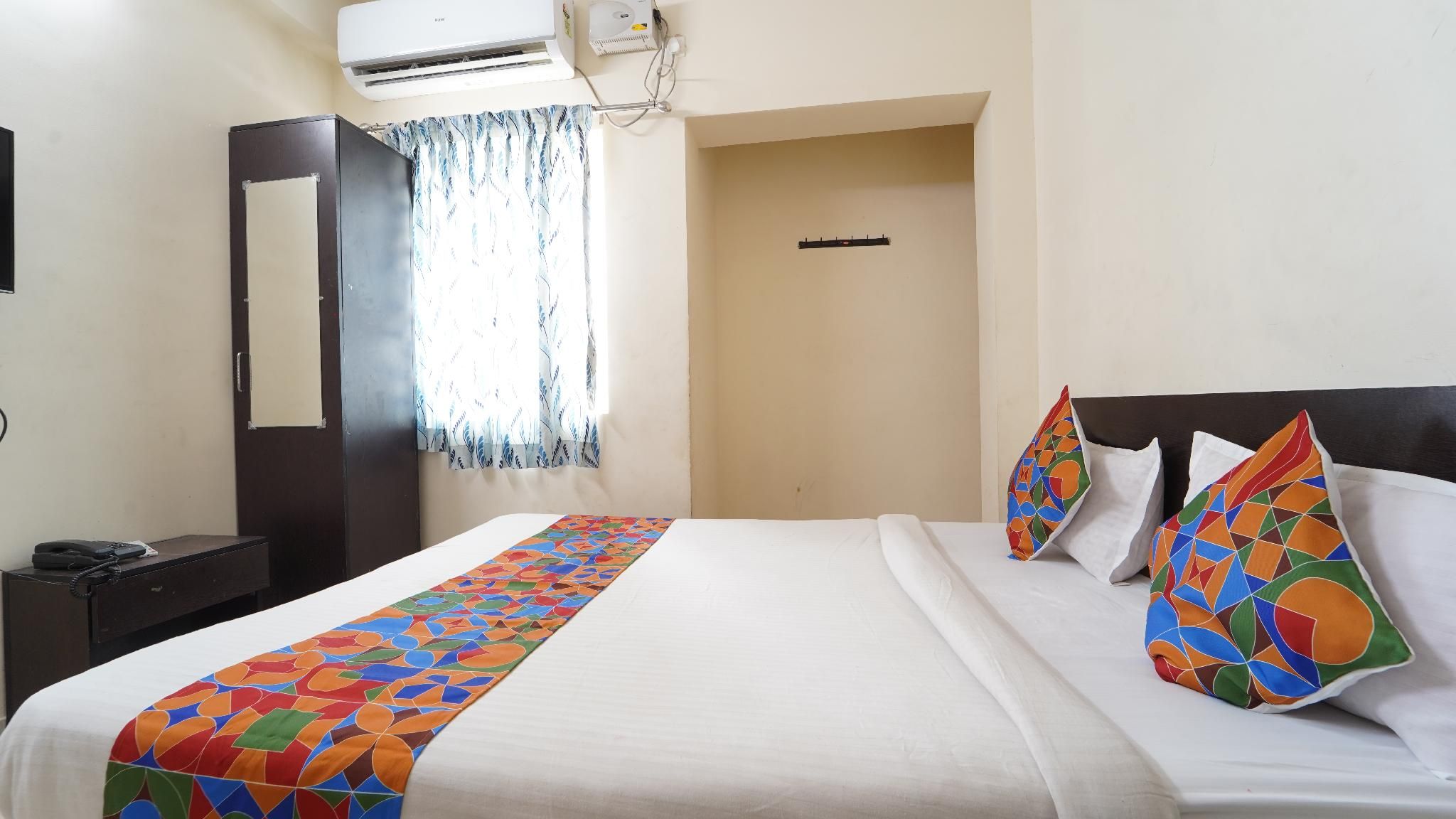 HONEY RESIDENCY Deluxe Non- Air Conditioning Room