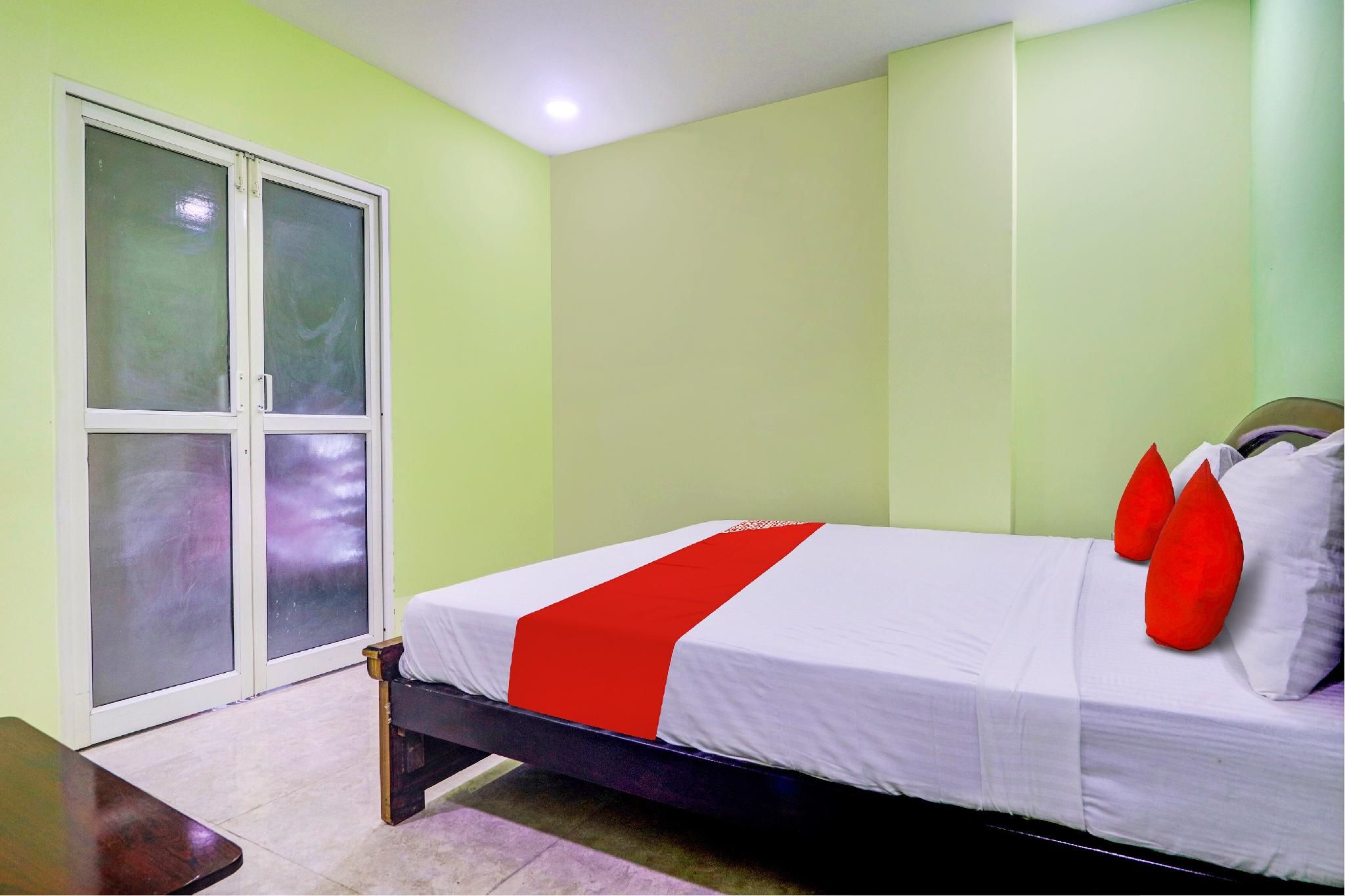 OYO Flagship Hotel SVR Grand Classic Double or Twin