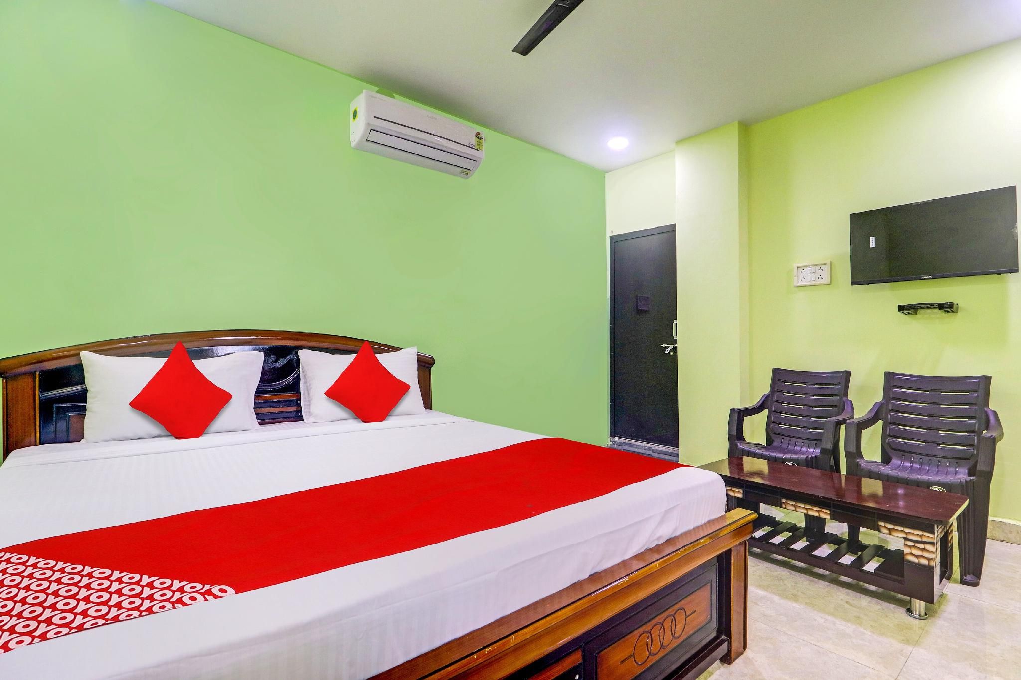 OYO Flagship Hotel SVR Grand Classic Double or Twin 3