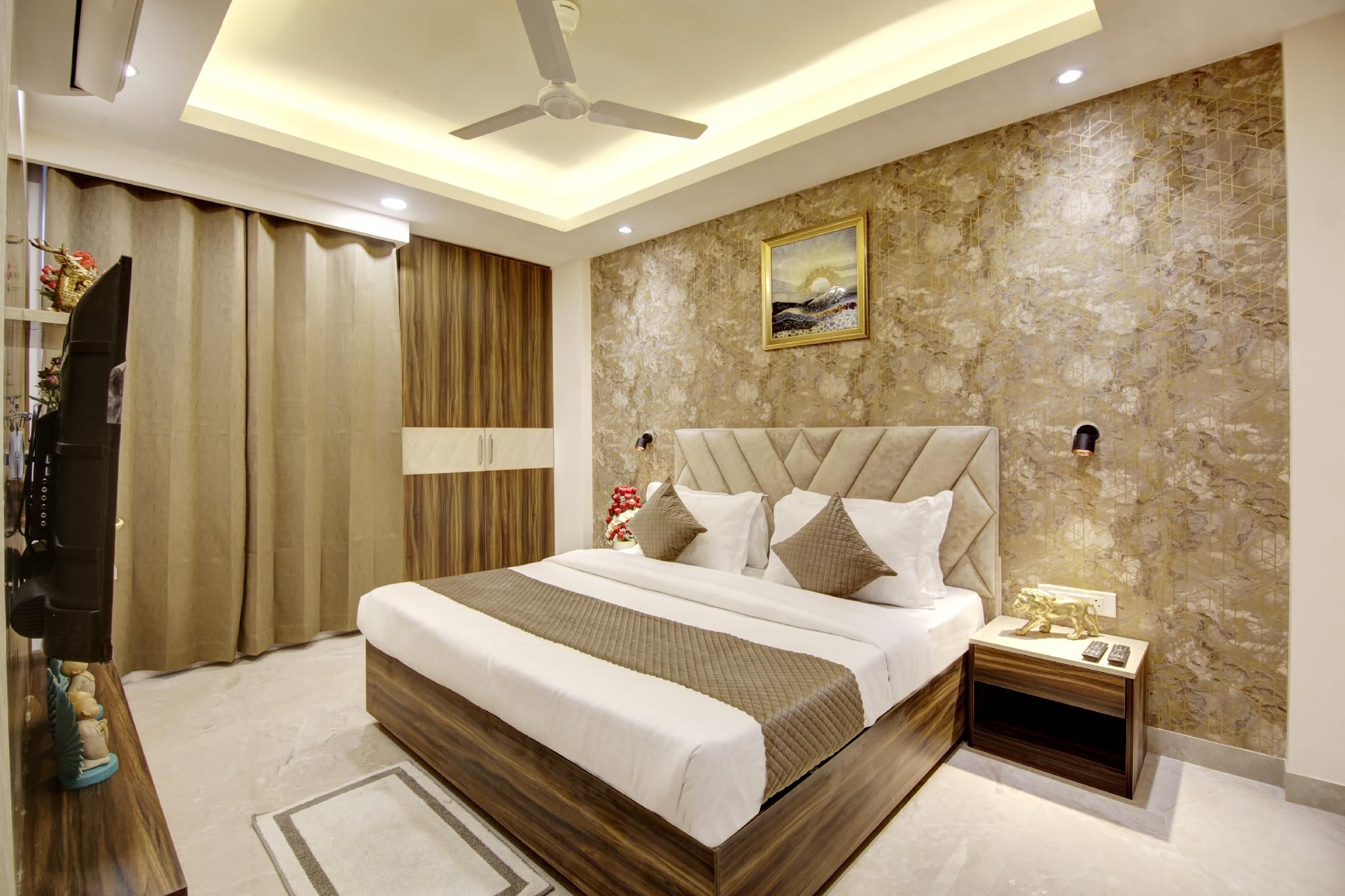 Deluxe Room with Balcony