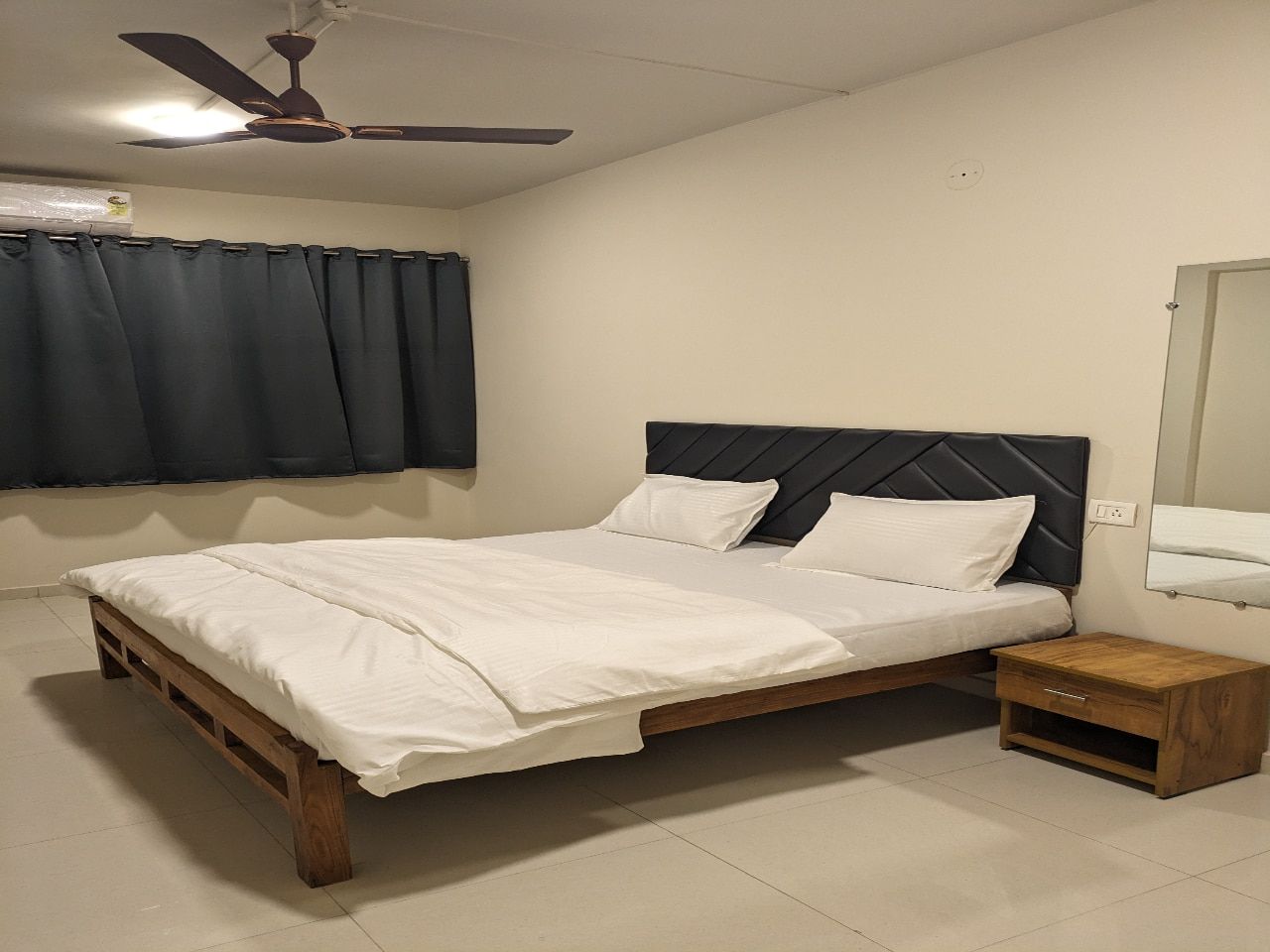 Hotel JDS, Vapi  super deluxe rooms