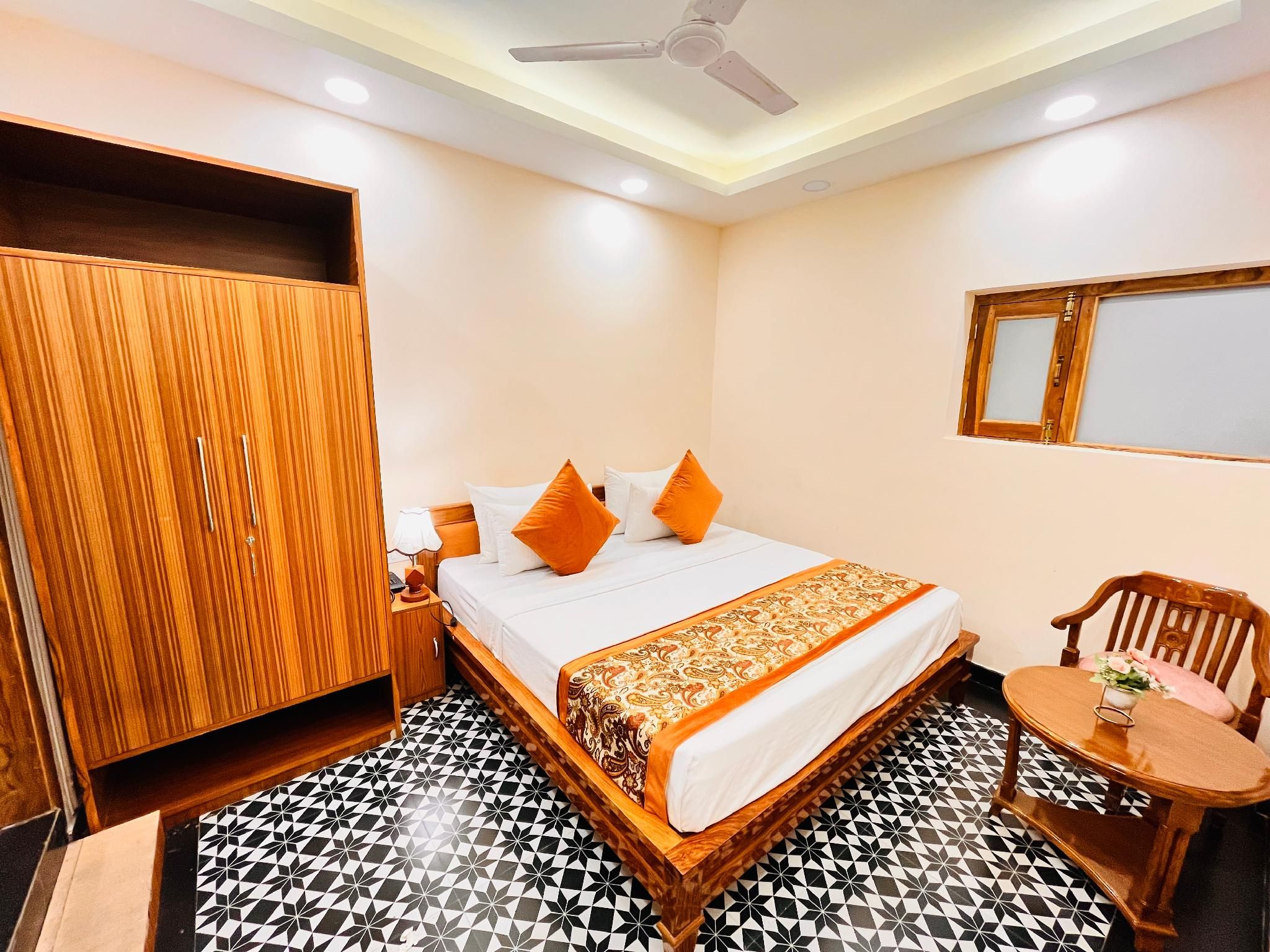 Double Room