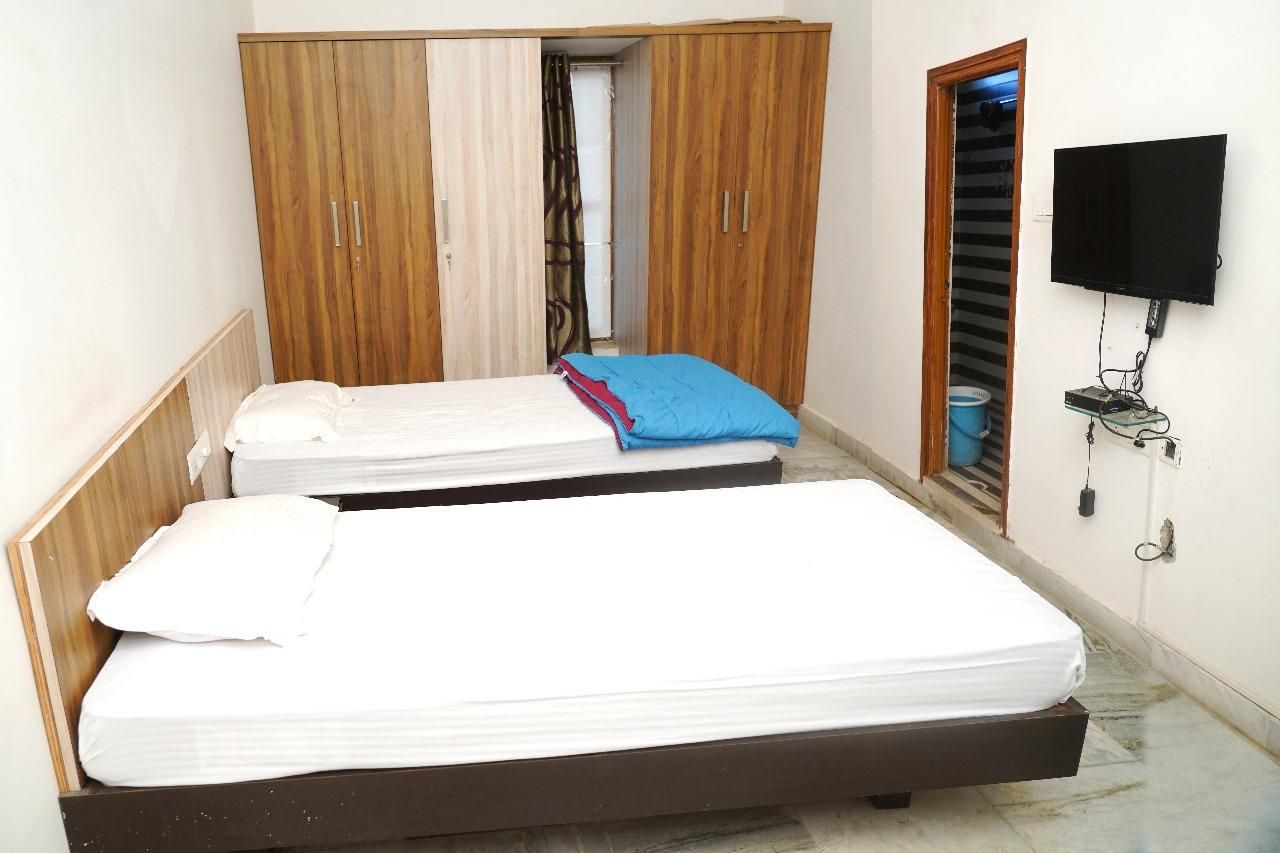 24b466cb2d603fcf06069bfd2b5b59f8